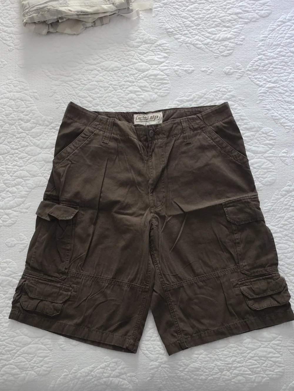 urban pipeline Brown Men's Cargo Shorts with Multi-Pocket Design
